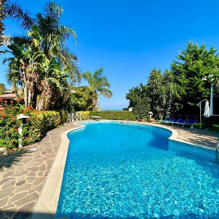 Villa Talia คารินิ ภายนอก รูปภาพ