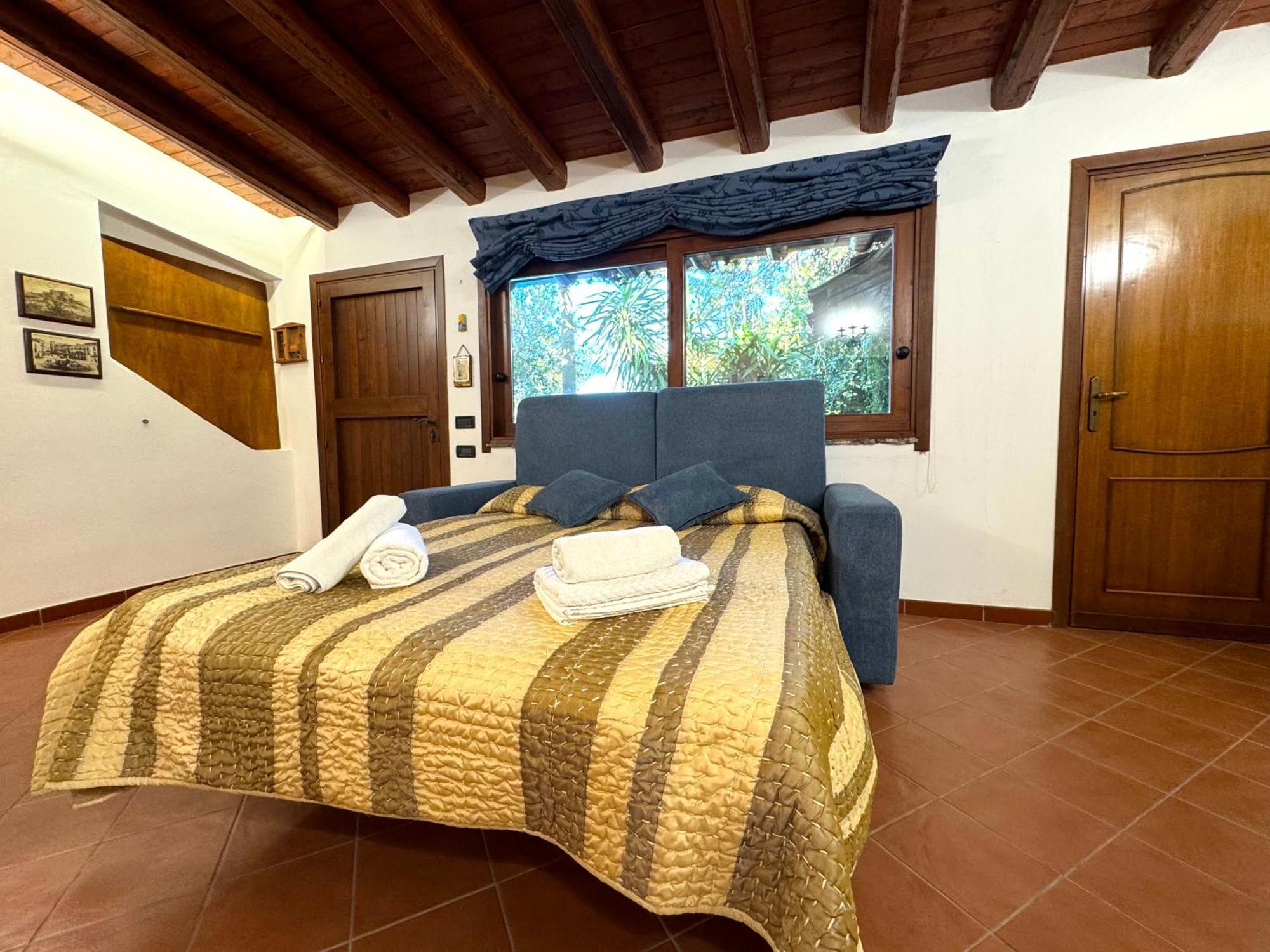 Villa Talia คารินิ ภายนอก รูปภาพ