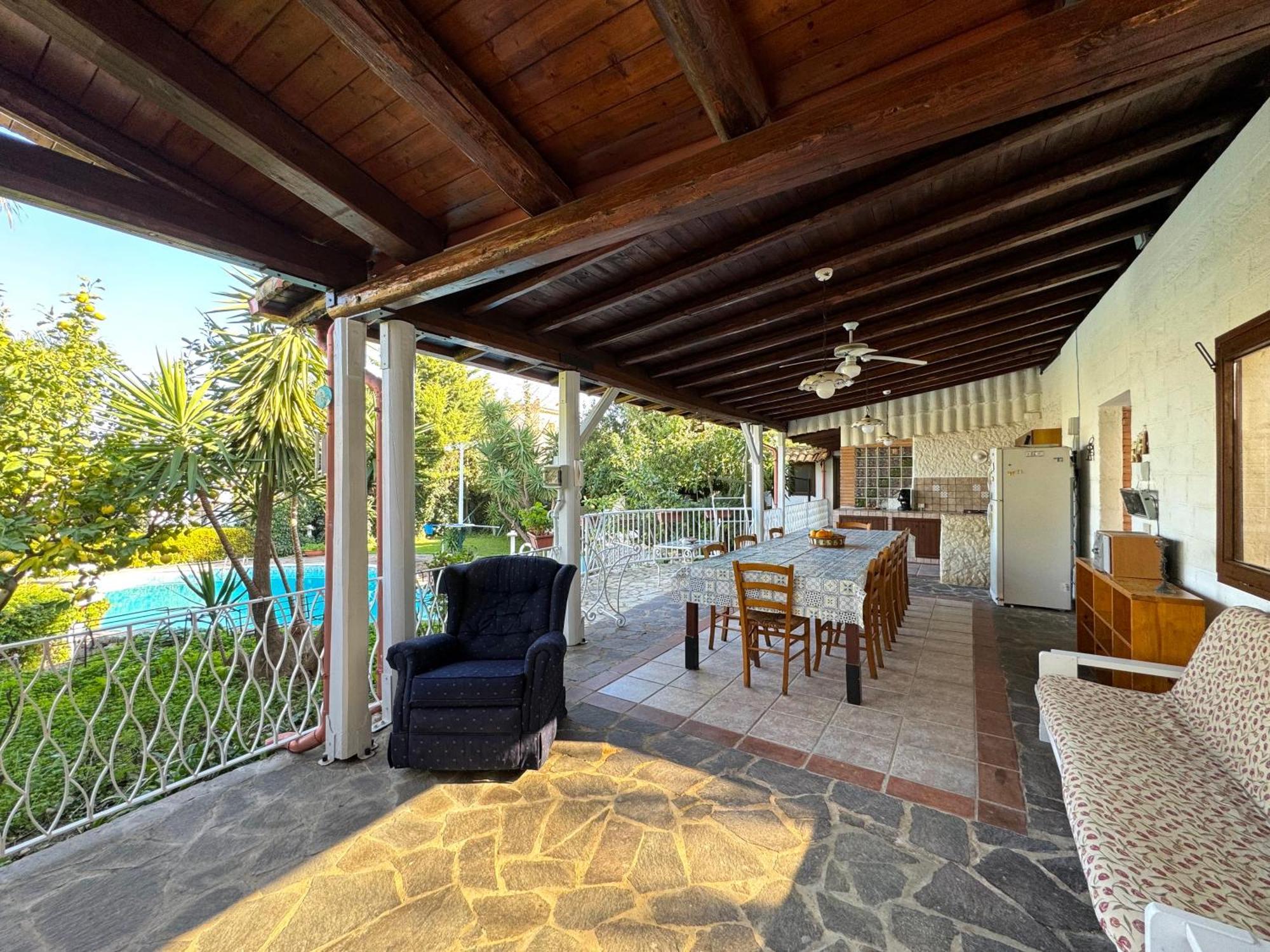Villa Talia คารินิ ภายนอก รูปภาพ